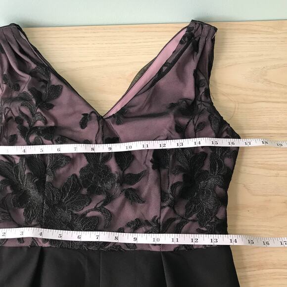 JS Collections Jumpsuit Size 2 Black Wide Leg Floral Flowy Evening Formal‎ READ - Picture 12 of 16